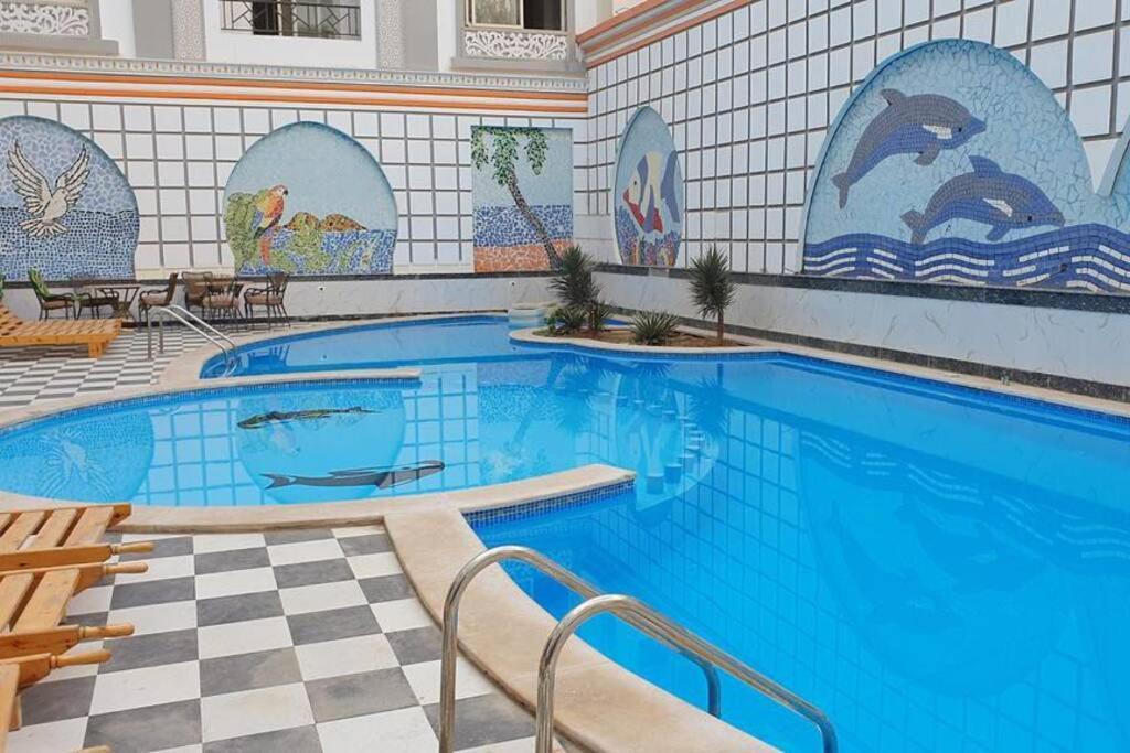 201Sheraton Plaza 洪加達 外观 照片