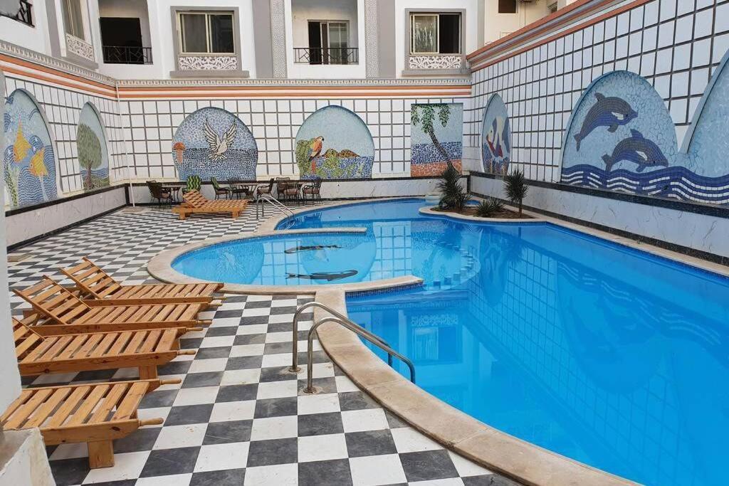 201Sheraton Plaza 洪加達 外观 照片